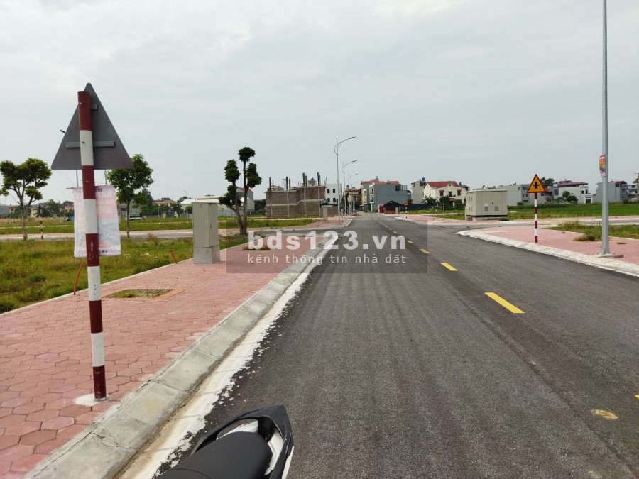 Bán đất nền sổ đỏ gần chợ Tiên Lữ Hưng Yên cạnh UBND, bể bơi, QL 38B và ĐT 200