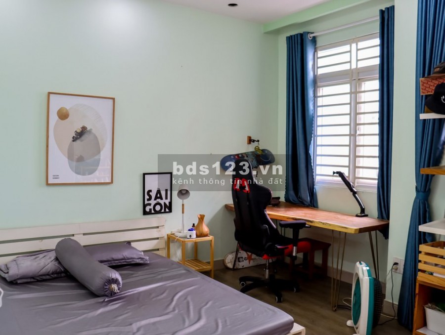 Bán căn nhà trung tâm Hiệp Bình Chánh TP Thủ Đức DTSD 255m2 5 tầng, sổ Hồng Riêng