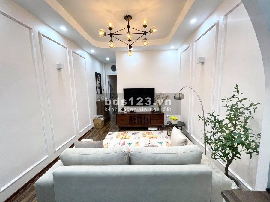 Thanh Xuân nhà hoa hậu, tặng nội thất sang, đúc kiên cố 5 tầng diện tích 44m2 giá 5.9 tỷ