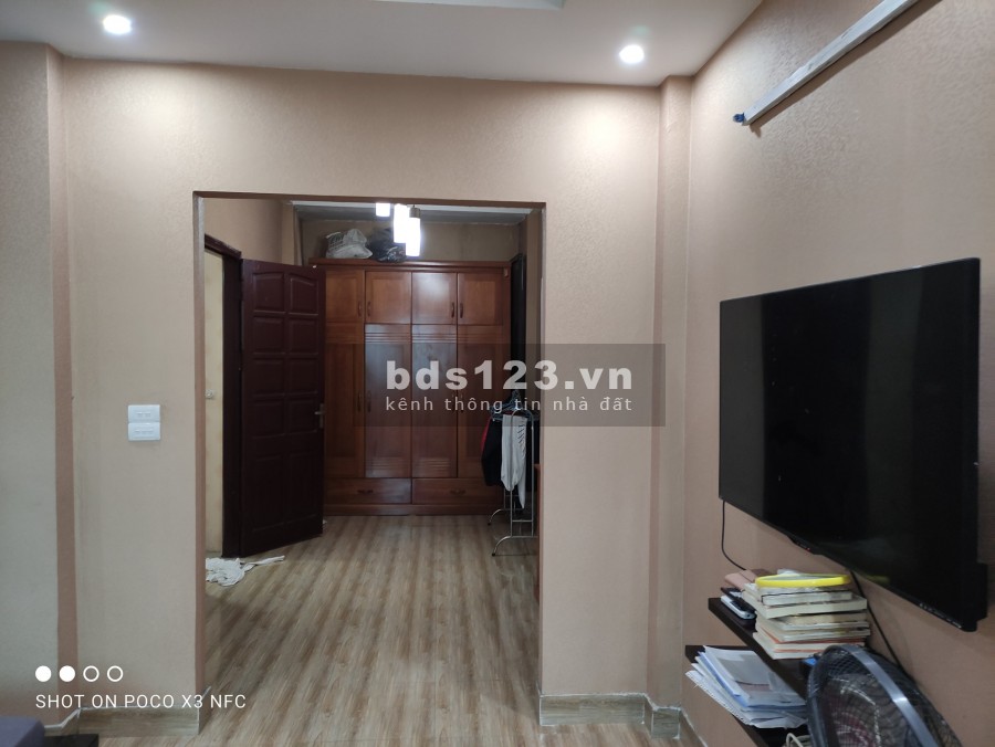 Bán gấp siêu phẩm mặt phố Nguyễn Khoái Quận Hai Bà Trưng, dt 55m2, 5 tầng, giá 9 tỷ, kinh doanh