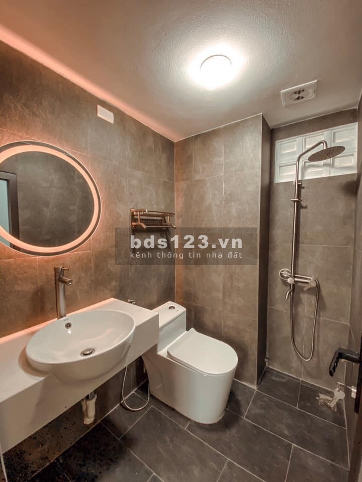 Bán nhà Nguyễn Ngọc Nại diện tích sử dụng 125m 4 tầng mt 5m chỉ 13.5 tỷ Thanh Xuân