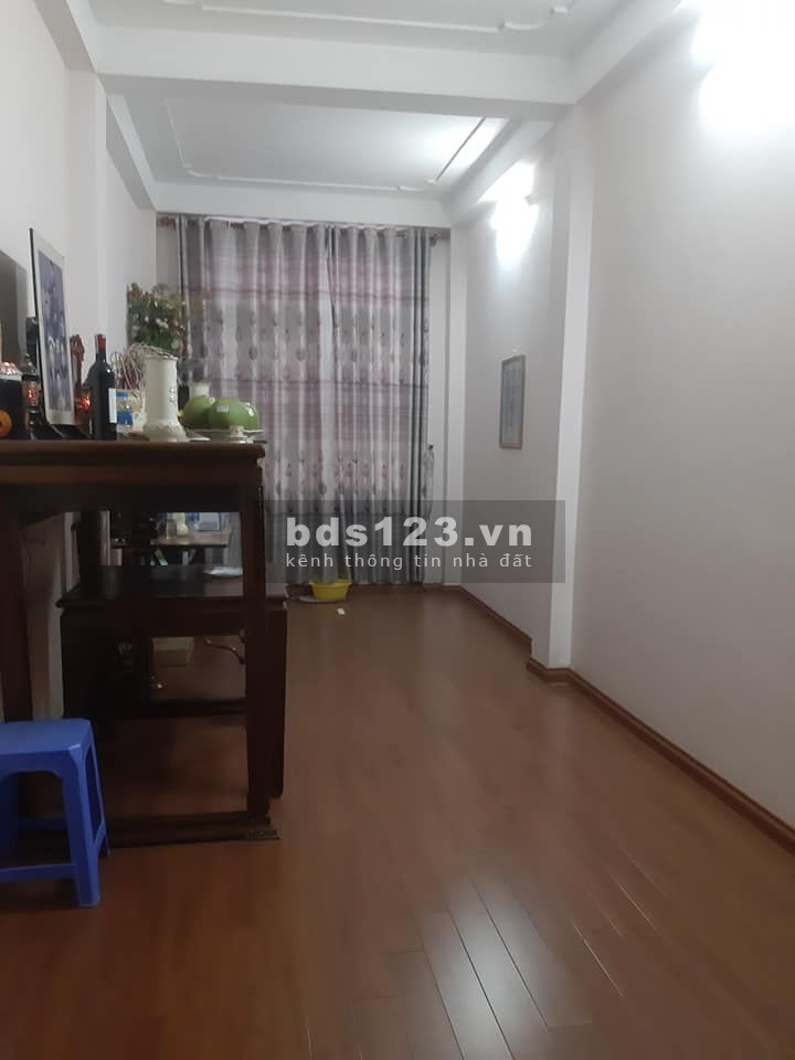 Giảm giá hạ nhiệt sau giãn cách Khương Trung 52m2.5 tầng giá còn 5.6 tỷ