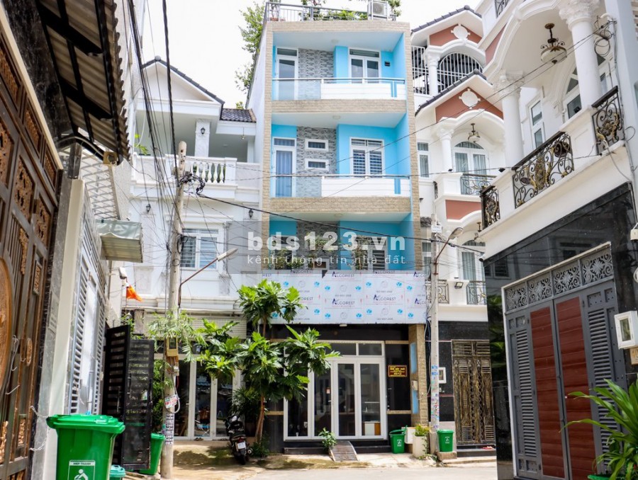 Bán căn nhà trung tâm Hiệp Bình Chánh TP Thủ Đức DTSD 255m2 5 tầng, sổ Hồng Riêng