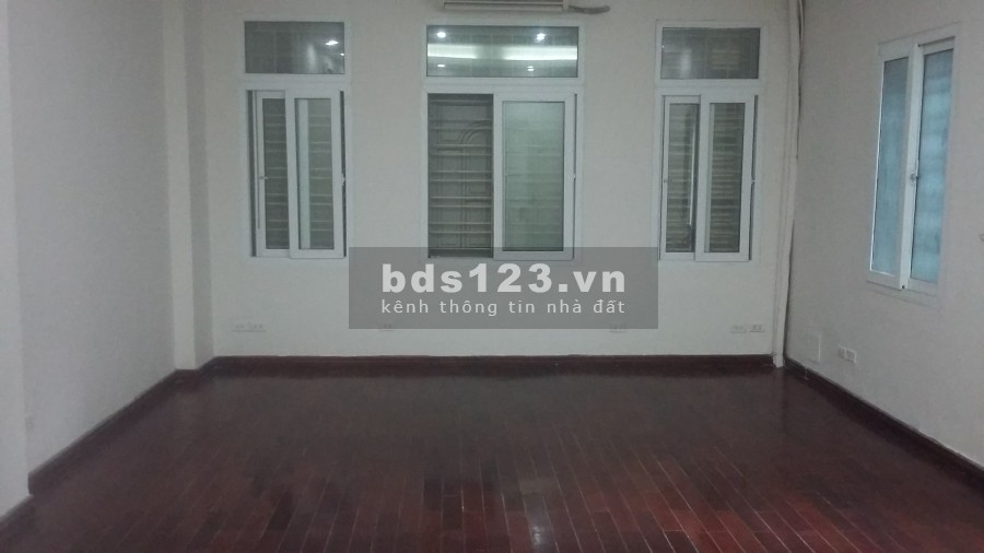 Cho thuê nhà nguyên căn đúc kiên có 5 tầng diện tích sử dụng 50m2 ngõ 190 Nguyễn Trãi
