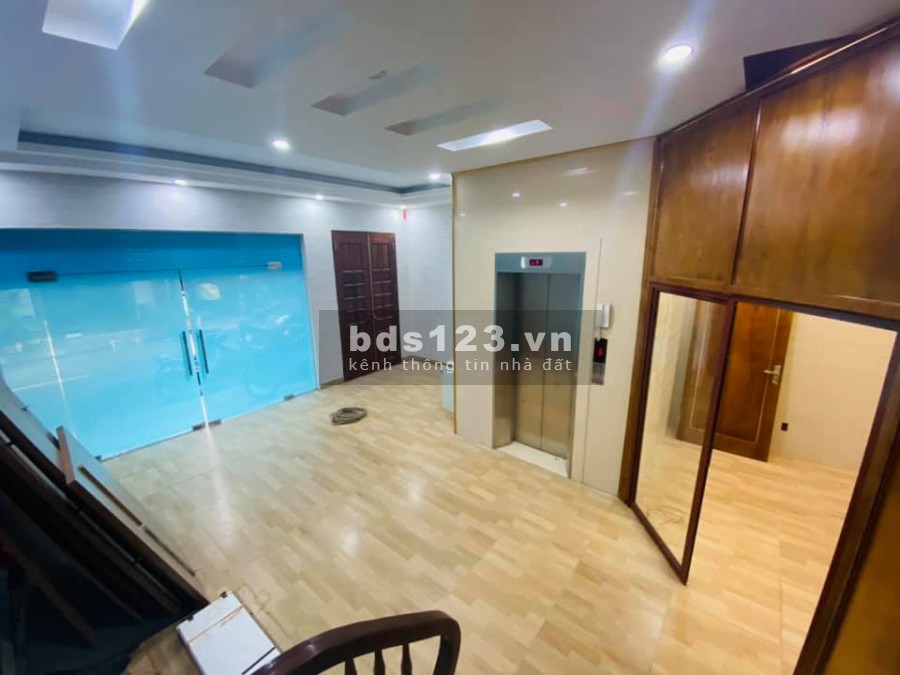 Bán nhà Trần Đăng Ninh, Hà Đông, kinh doanh văn phòng cực hót, diện tíh 70m2, giá tốt