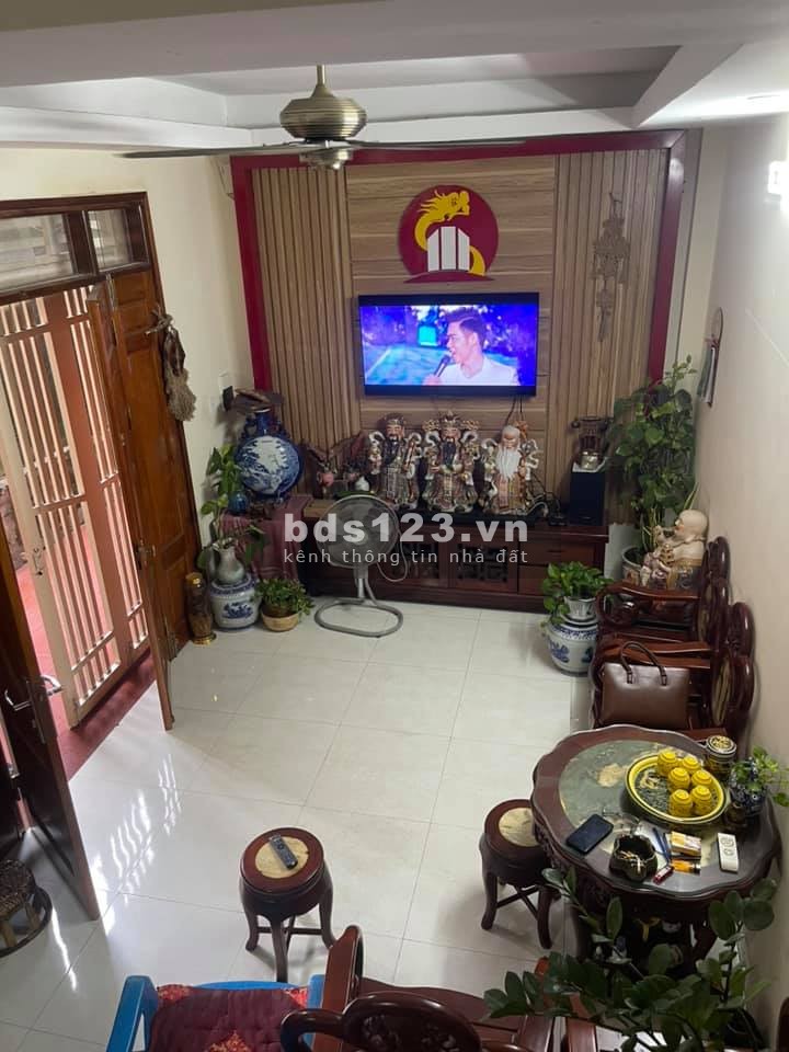 Ô Tô tránh cạnh nhà, Phố Trần Phú diện tích 53m2, 4 tầng ở luôn giá 3.65 tỷ, lh 0948253844