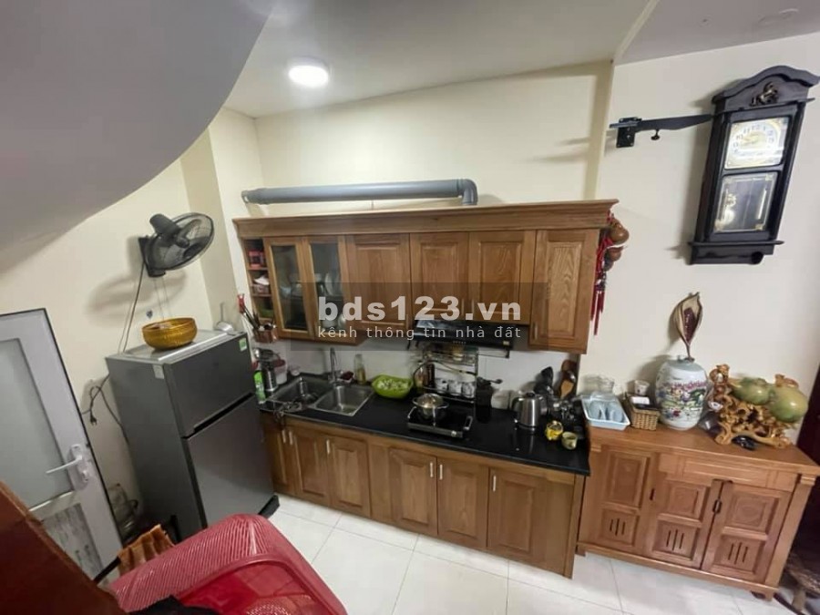 Ô Tô tránh cạnh nhà, Phố Trần Phú diện tích 53m2, 4 tầng ở luôn giá 3.65 tỷ, lh 0948253844