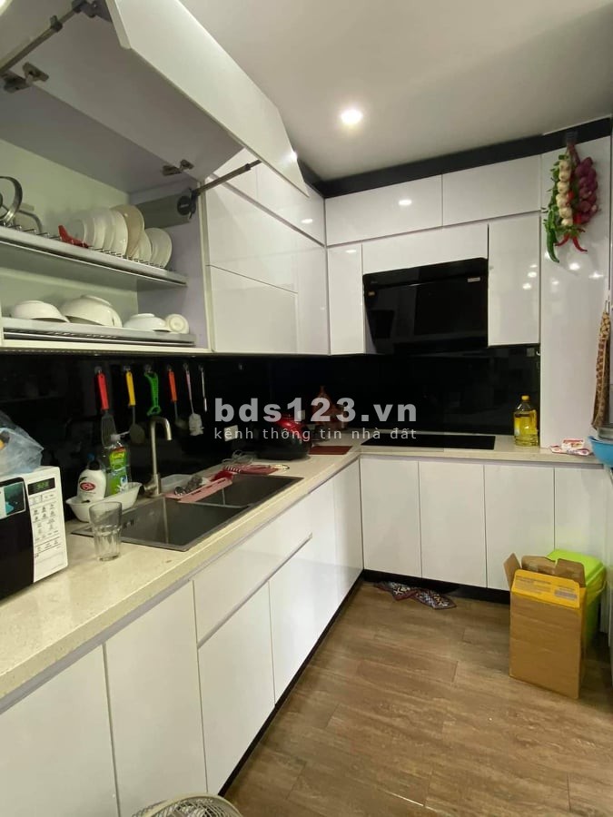 Nhà đẹp mặt phố Vip view hồ 3 mẫu kinh doanh đỉnh, đường 3 ô tô tránh, sổ nở hậu bàn giao ngay