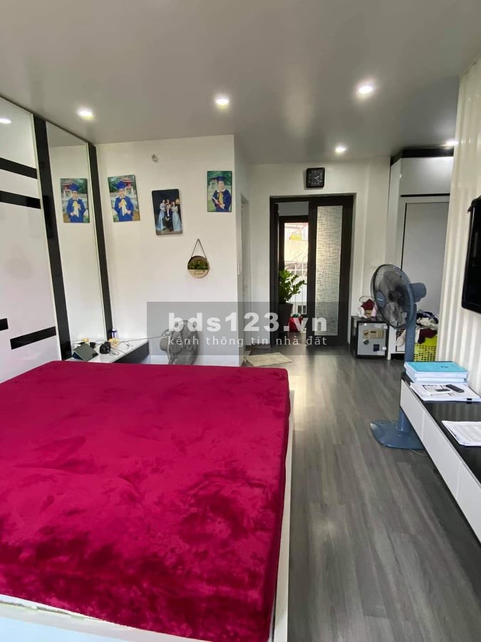 Nhà đẹp mặt phố Vip view hồ 3 mẫu kinh doanh đỉnh, đường 3 ô tô tránh, sổ nở hậu bàn giao ngay