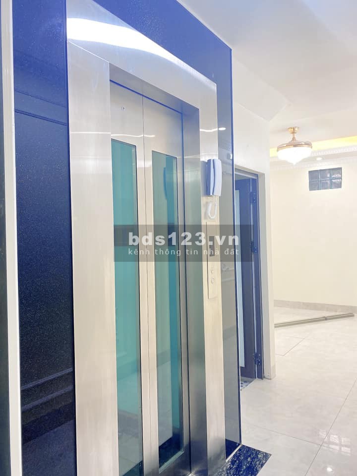 Ô tô, thang máy trong nhà! Bán nhà Bồ Đề, Long Biên, diện tích sử dụng 69m2, 6 tầng, 6.1 tỷ