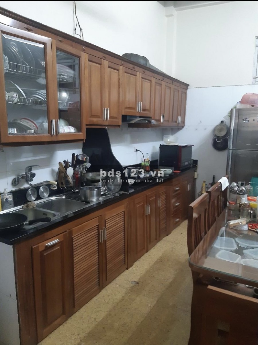 Nhà mặt ngõ thông-Ba gác tránh-Kinh doanh tốt