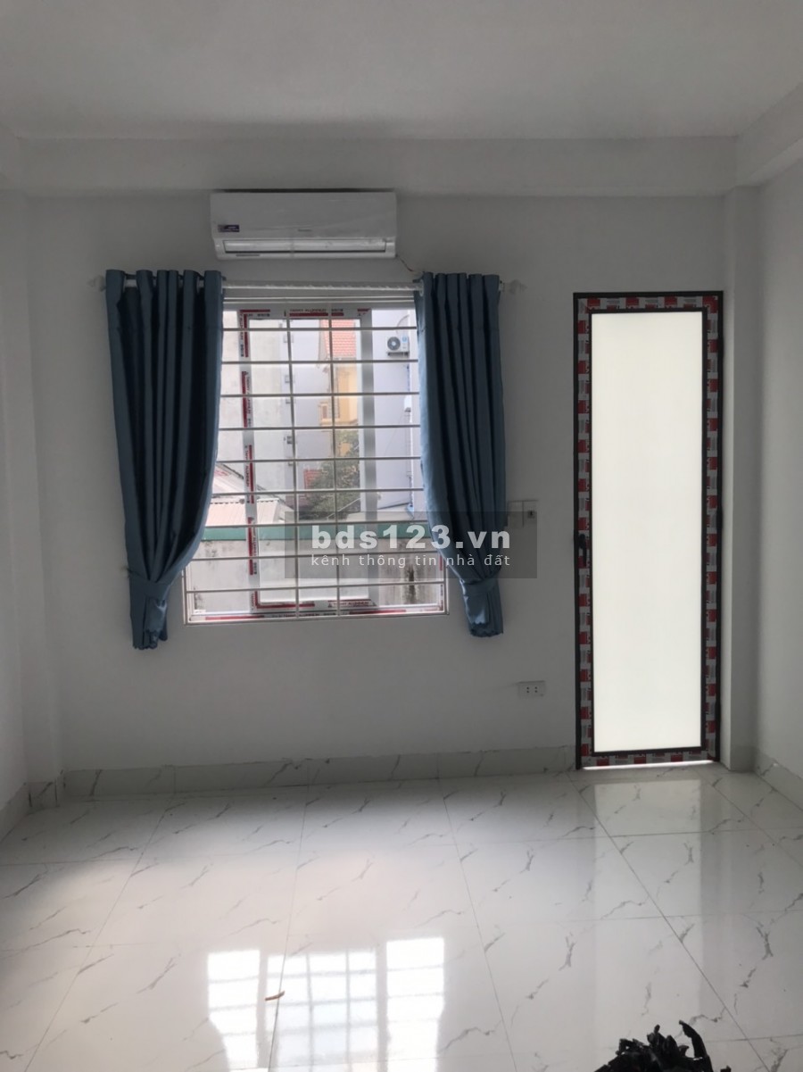 Cần bán CCMN 7tầng 12P khép kín, cuối đg Nguyễn Khuyến, Văn Quán. doanh thu 40tr/th. Giá nhỉnh 4 tỷ.