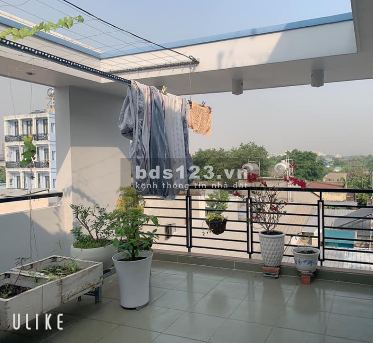 Bán nhà mới 4 tầng bê tông cốt thép Nguyễn Thái Sơn, P.5, Gò Vấp dt 45m2 giá bán 4,4 tỷ