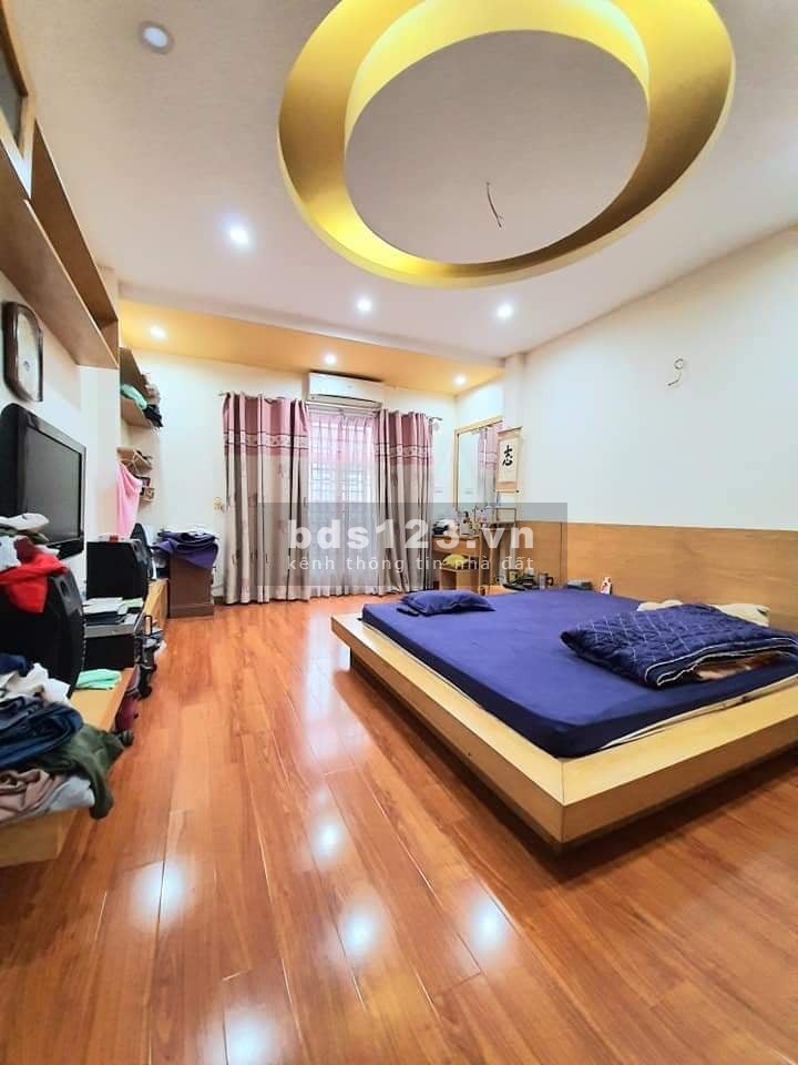 Bán nhà phố Ngọc Lâm, Long Biên 5 tầng 50m2, 2 thoáng nội thất sang trọng, giá 7 tỷ