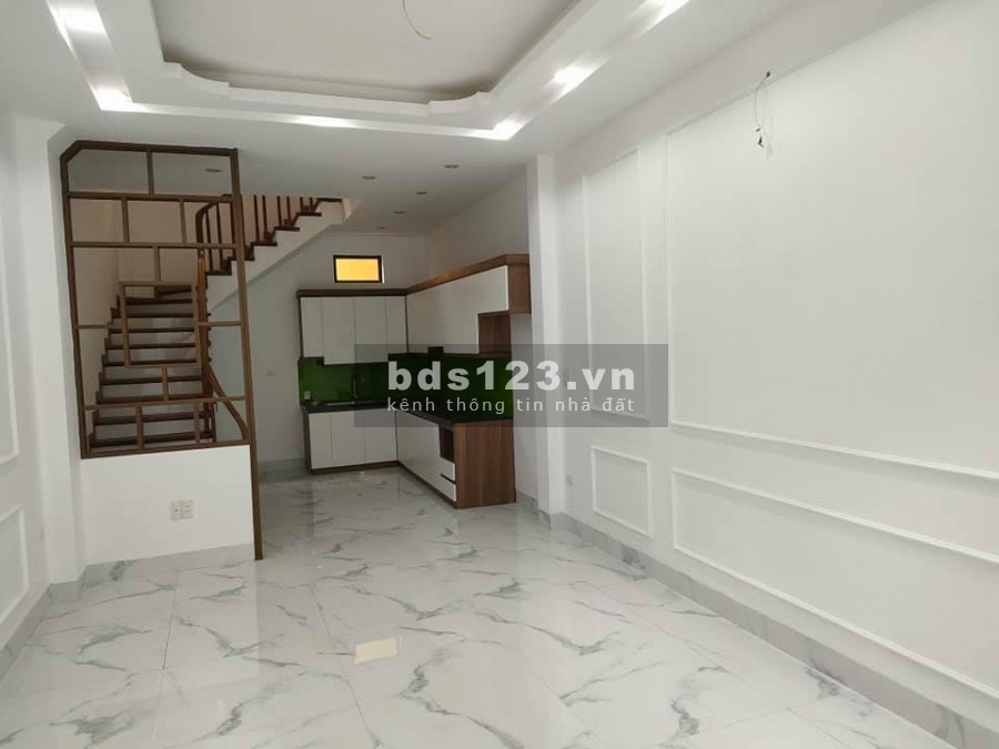 Nhà nguyên căn diện tích 61m2, 4 thoáng khu vực sầm uất hơn mặt phố bán nhà Xuân Đỉnh