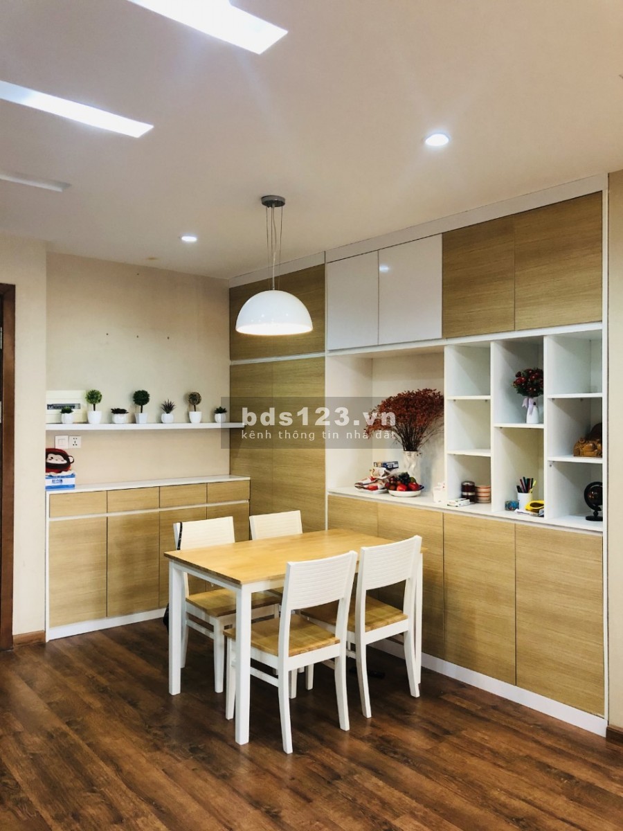 Vợ chồng em cho thuê căn hộ HD Mon, 2pn, đủ đồ, vào luôn. 10tr/tháng. Liên hệ : 0969679541