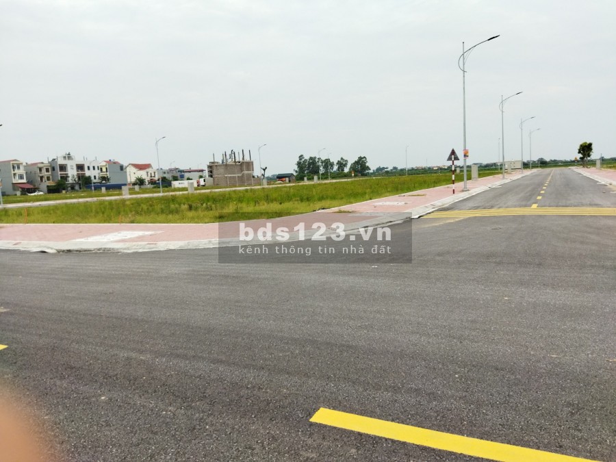 Bán đất nền sổ đỏ gần chợ Tiên Lữ Hưng Yên cạnh UBND, bể bơi, QL 38B và ĐT 200