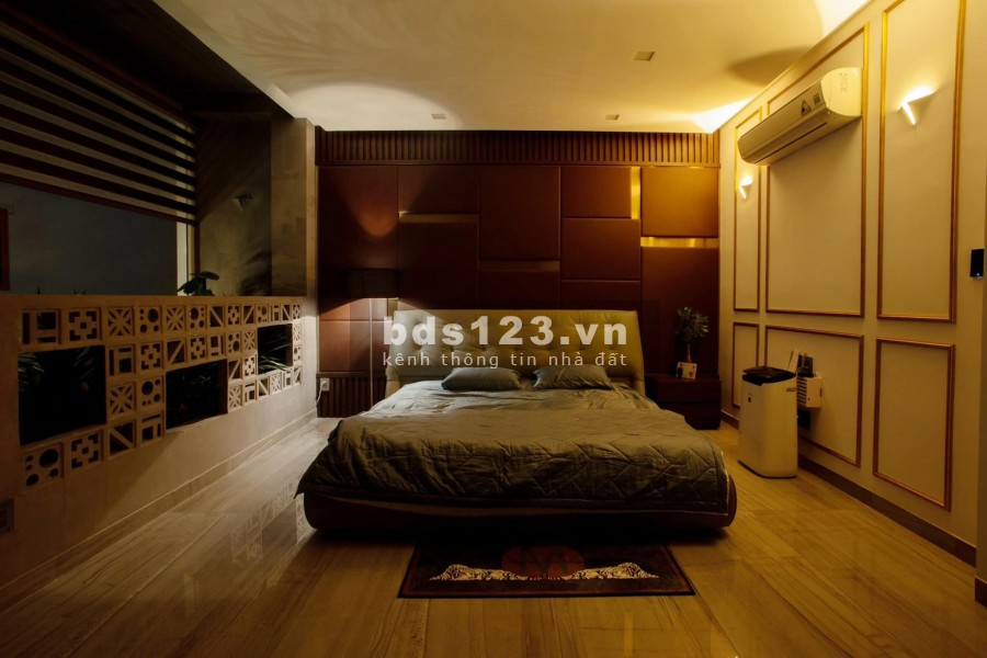 Bán Nhà Đẹp 5 tầng 4.3x20 HXH Trần Hưng Đạo Quận 1 Sát Sở Công An TP