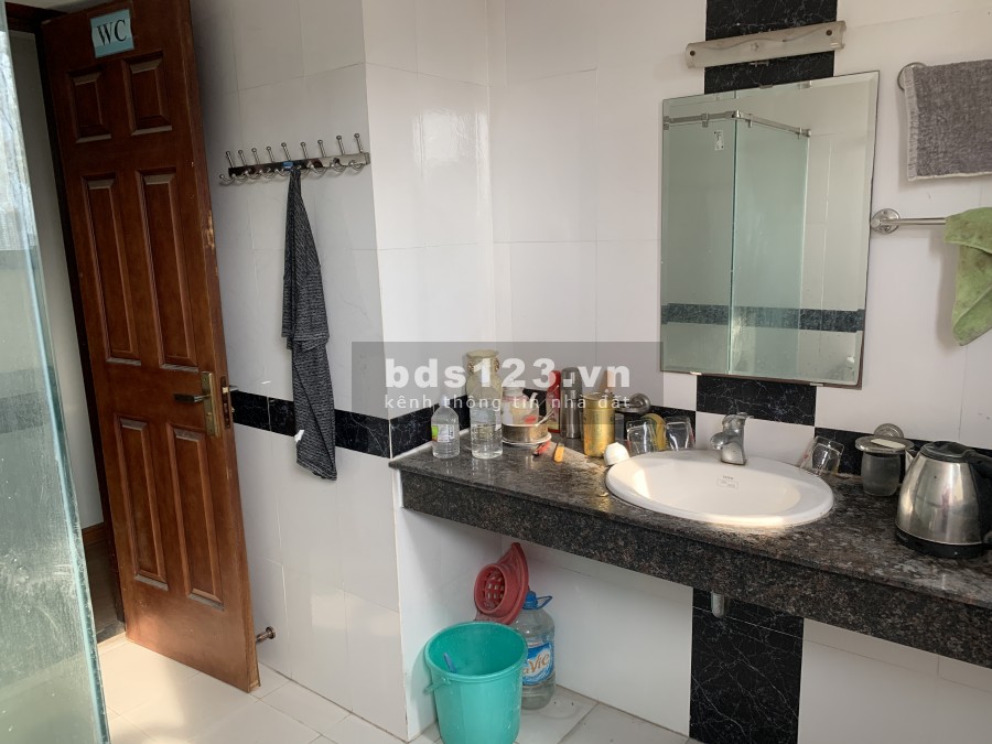 Căn hộ phù hợp văn phòng hoặc cho nhóm sinh viên hoặc hộ gia đình