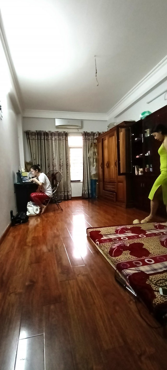 Bán gấp nhà Khương Hạ, Thanh Xuân, 36m2x5T, ô tô, gần hồ, giá chỉ 3.2 tỷ. LH 0966456918.