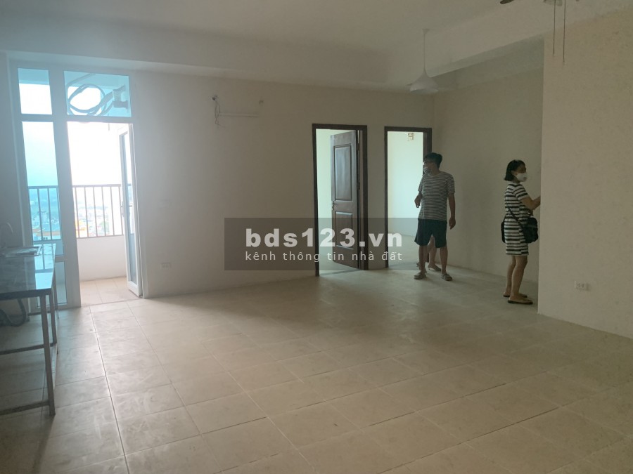 Cho thuê chung cư Báo công an nhân dân Nguyễn Xiển, căn 2 ngủ, 94m2, 7 triệu/th. LH 0377983070