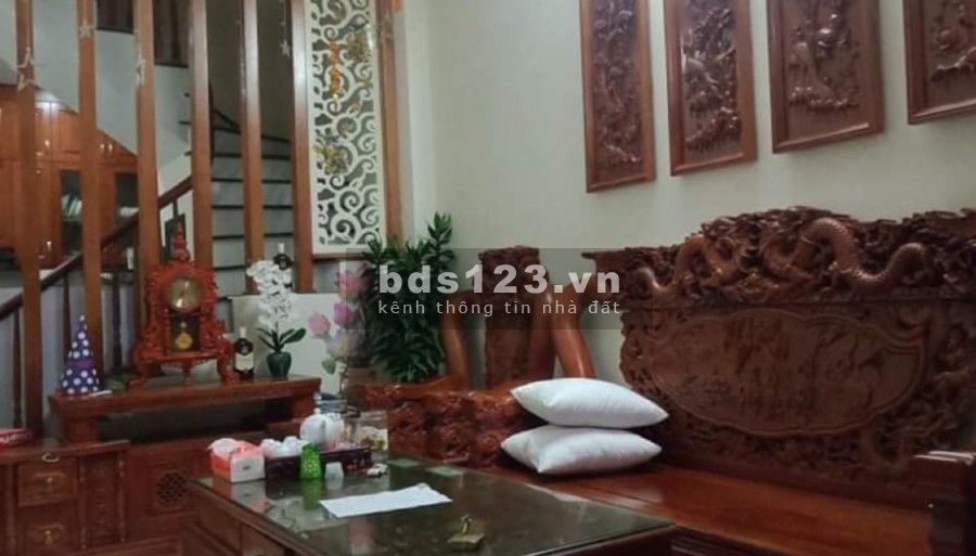 Bán nhà Phương Canh ô tô đỗ cửa tặng hết nội thất, dt 35m2, 5 tầng mt rộng, giá chỉ 3.05 tỷ