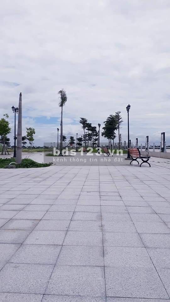 Nhà đẹp tại khu đô thị cao cấp Long Xuyên, ven sông mát mẻ, tiện ích đầy đủ, khu dân tri cao