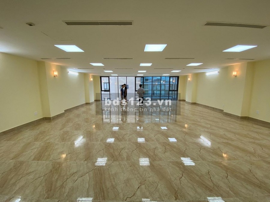 Tôi cần bàn giao gấp sàn Văn Phòng 100m2 tại Mp Nguyễn Trãi ngã tư sở giá chỉ 13 triệu/tháng