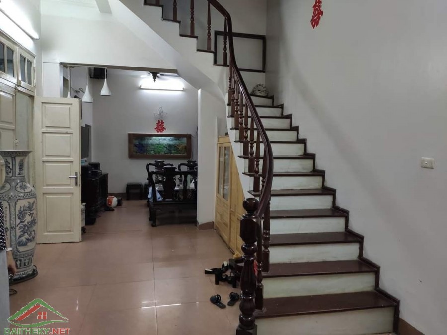 Bán nhà mặt ngõ Võ Chí Công Quận Cầu Giấy giá rẻ diện tích 70m2, 4 tầng, giá 12.5 tỷ 0902224679