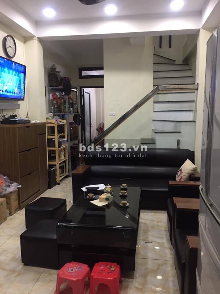 Bán nhà trung tâm Quận Hà Đông độc nhất lô góc diện tích rộng, giá bán 3.15 tỷ, sổ sẵn