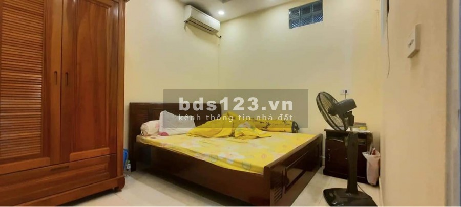Lô góc, kinh doanh nhỏ, đúc kiên cố 4 tầng dt 40m2, Quan Thổ, Đống Đa, chỉ 3.85 tỷ