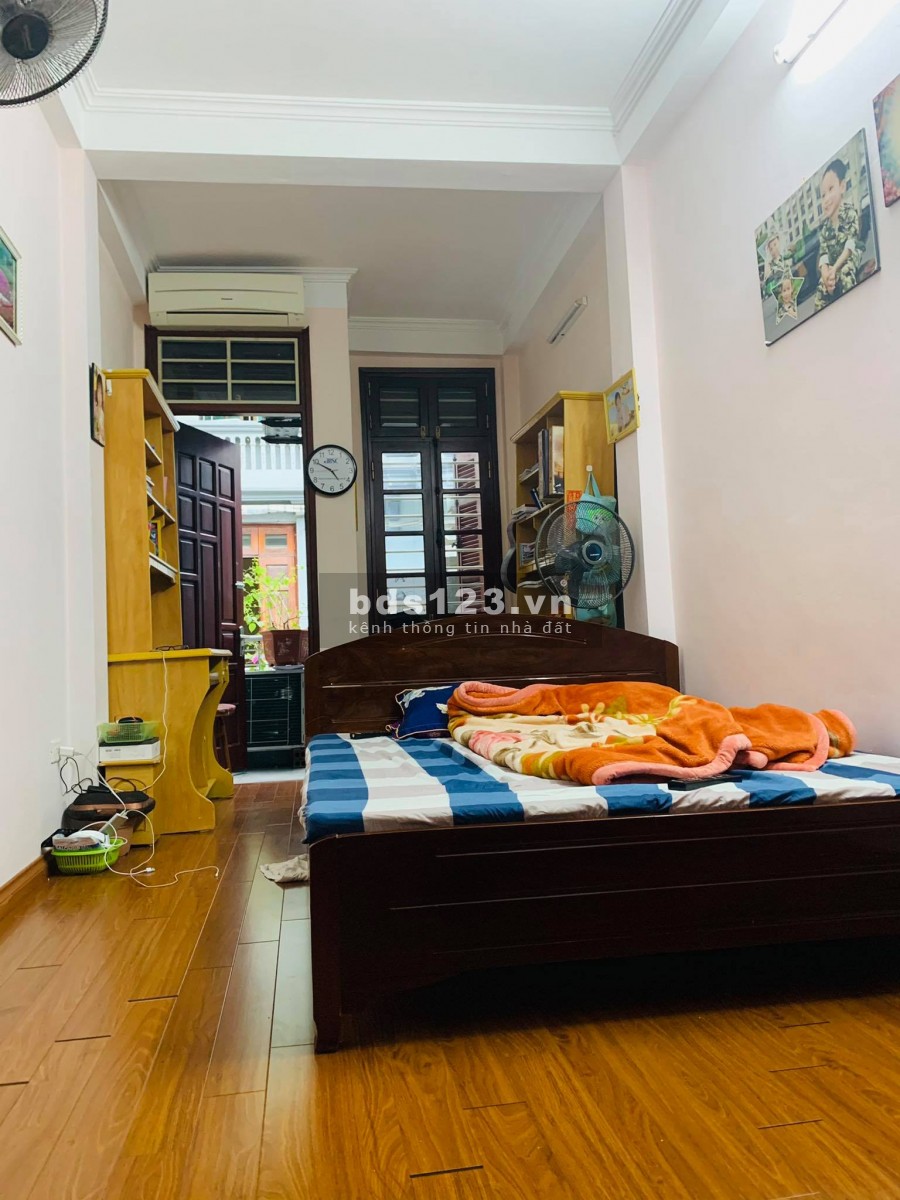 Mặt ngõ Khương Trung ô tô tránh kinh doanh gần Hồ Đầm Hồng. 52m2 x 4T, thoáng 2 mặt