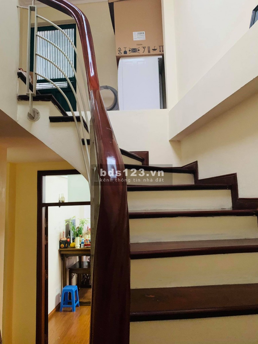 Mặt ngõ Khương Trung ô tô tránh kinh doanh gần Hồ Đầm Hồng. 52m2 x 4T, thoáng 2 mặt
