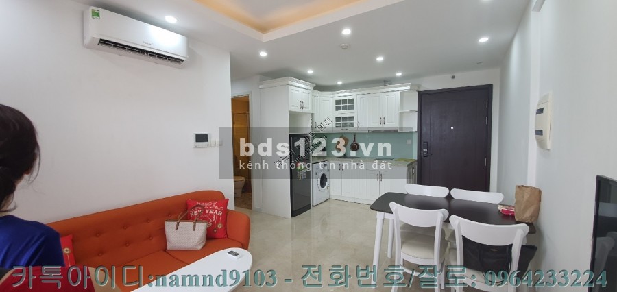 Chính chủ cần cho thuê căn 1,5N full nội thất chung cư Vinhomes D'Capitale