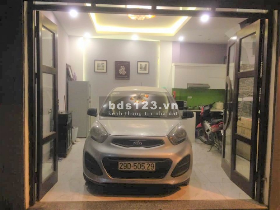 Bán nhà riêng Lê Trọng Tấn dtsd 36m2 gara ô tô nhà đẹp nở hậu gần phố mặt tiền khủng