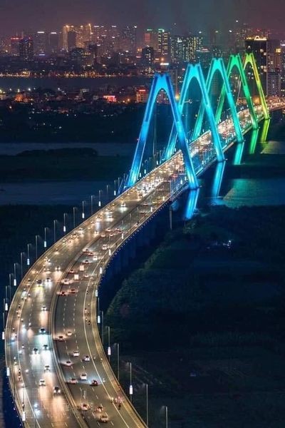 Chung cư bán căn hộ dt 76m2, căn góc đủ nội thất nhập tại Intracom, cầu Nhật Tân giá chỉ 2.4 tỷ