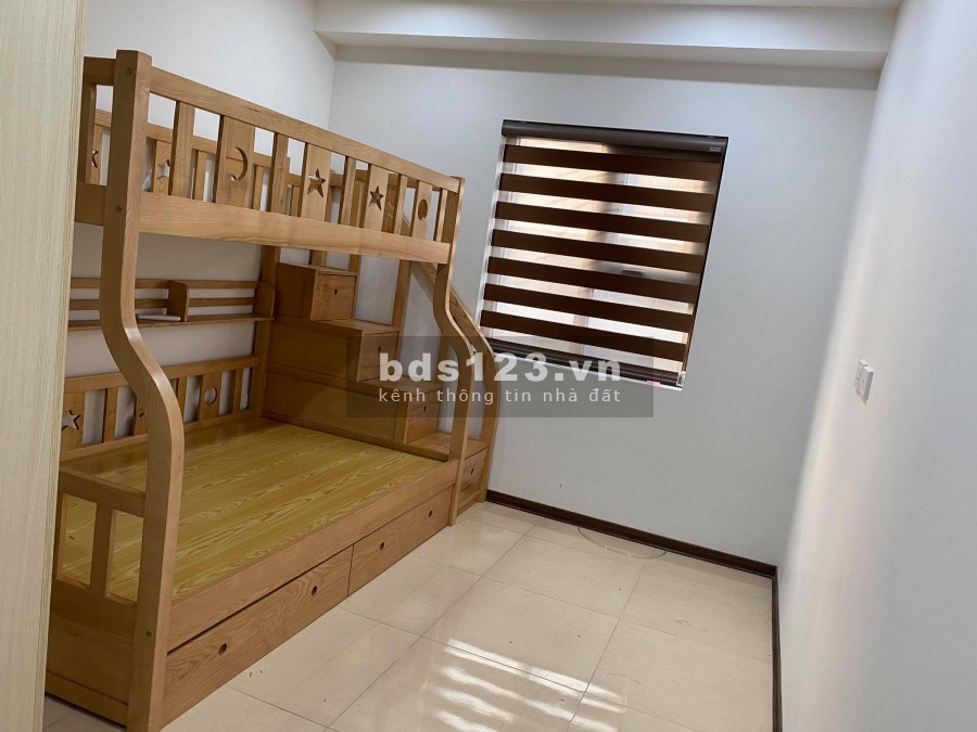 Bán gấp căn hộ chung cư đầy đủ nội thấy, chung cư Intracom Cầu Nhật Tân, dt 54m2