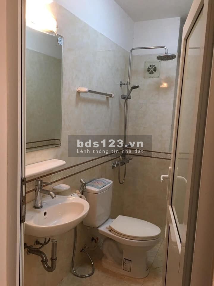 Bán nhà hạ chào 400 triệu giá chào mới chỉ 3.2 tỷ, ô tô đỗ cửa, 20m ra phố đúc kiên cố 4 tầng