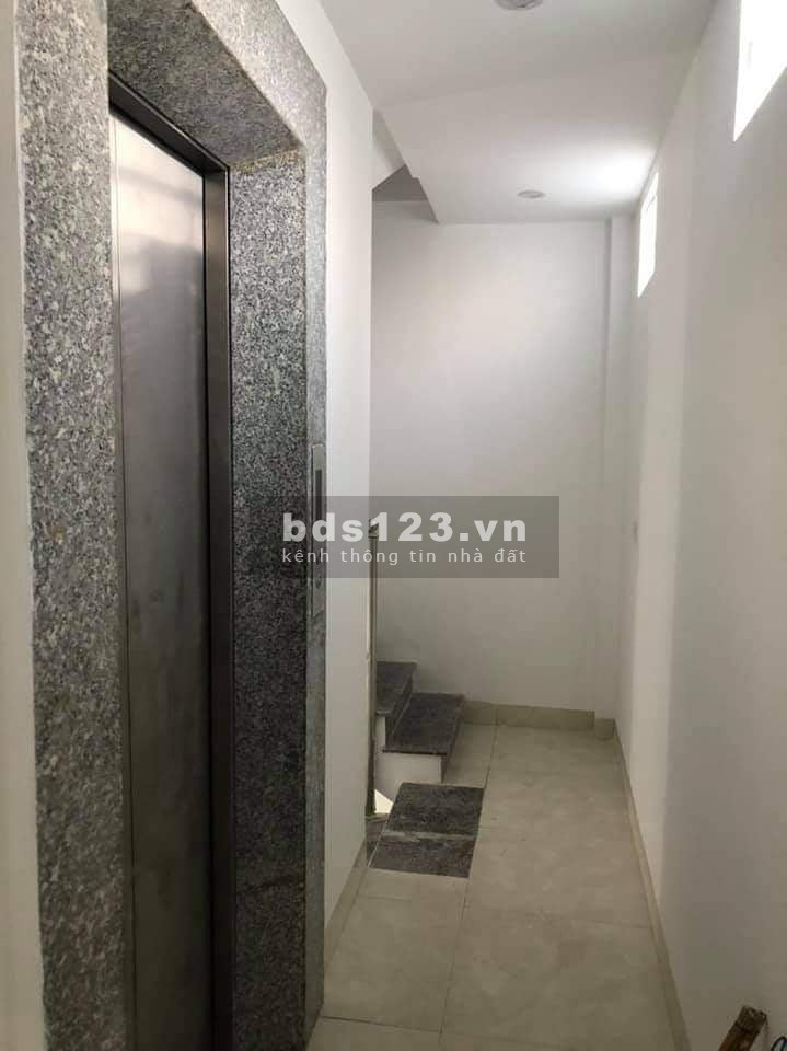 Bán nhà mặt phố Khương ĐÌnh Quận Thanh Xuân, kinh doanh sầm uất vỉa hè rộng rãi