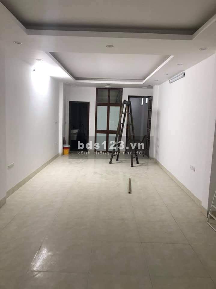 Bán nhà mặt phố Khương ĐÌnh Quận Thanh Xuân, kinh doanh sầm uất vỉa hè rộng rãi