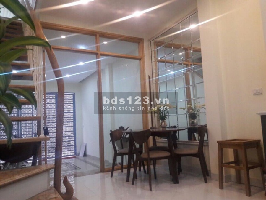 Siêu rẻ Ngọc Trì Quận Long Biên, nhà đẹp ở ngay, ngõ thông ô tô diện tích 40m2 chỉ 3.6 tỷ