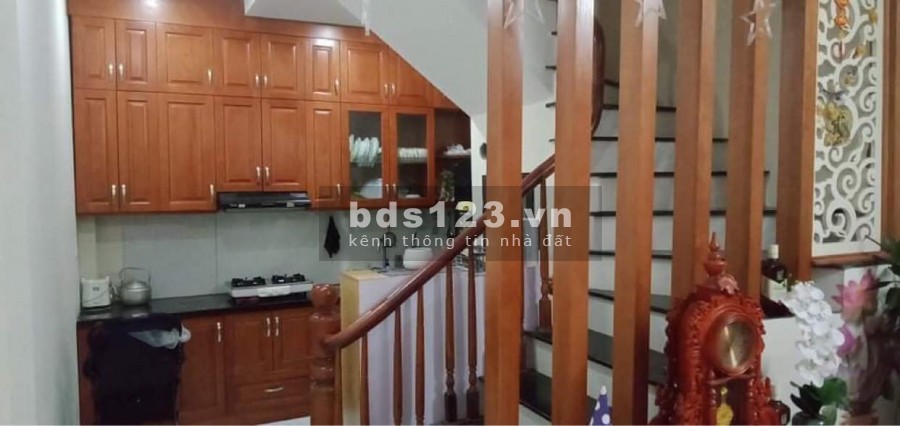 Bán nhà Xuân Phương, ô tô đỗ cổng, full nội thất xịn, giá chỉ 3 tỷ liên hệ 0932382236