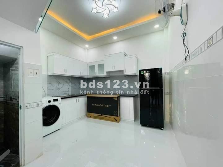 Bán Nhanh Mùa Dịch! Nhà Mới Vào Ở Ngay Hai Bà Trưng, P7, Q3, 46m2 (3.8x12.1m), 6.4 Tỷ