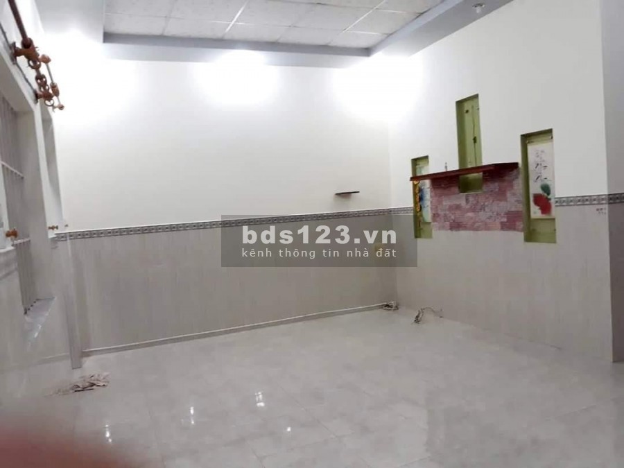 Bán nhà ngộp ngang 6.7m, cách 1 căn ra mặt tiền, cấp 4 đường Thới An 16, giá 3.85 tỷ