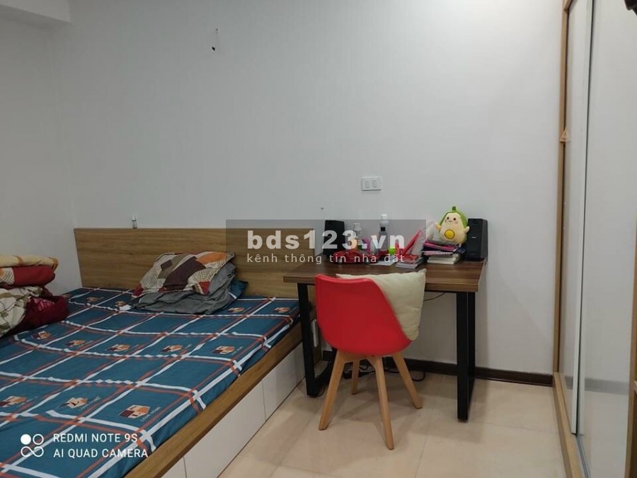 Bán gấp căn hộ chung cư đầy đủ nội thấy, chung cư Intracom Cầu Nhật Tân, dt 54m2