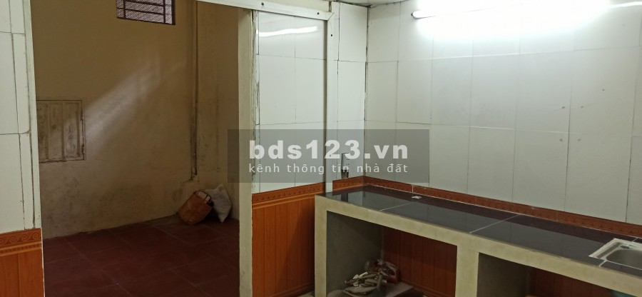 Bán Đất Tây Mỗ có nhà cấp 4 dt 50m2 ngõ taxi thông thoáng an ninh tốt dân trí cao