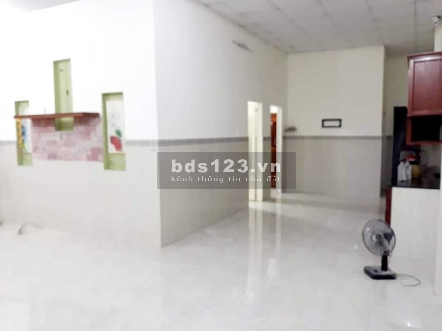 Bán nhà ngộp ngang 6.7m, cách 1 căn ra mặt tiền, cấp 4 đường Thới An 16, giá 3.85 tỷ