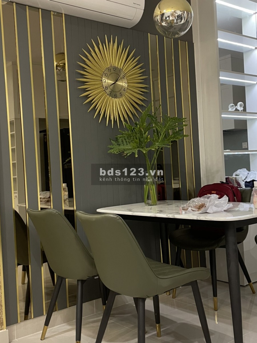 Chủ nhà gửi cho thuê căn hộ chung cư vinhome quận 9 căn 2PN, 2WC full nội thất.