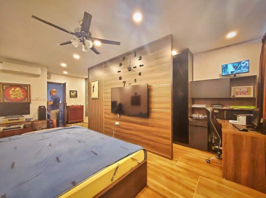 Bán nhà nguyên căn mặt phố Nguyễn Chí Thanh, dtsd 78m2, đúc 5 tầng, MT 7m, giá 38 tỷ
