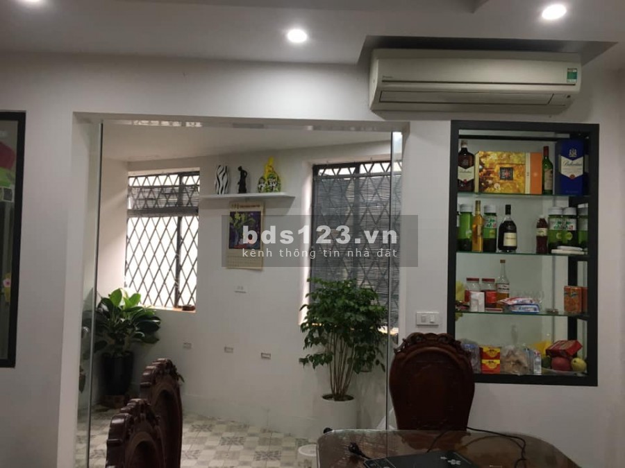 Bán nhà mặt phố Ngọc Lâm Long Biên, diện tích sử dụng 224m2, mặt tiền rộng 6m, lhcc